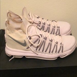 KD 9 Elite - “Aunt Pearl”